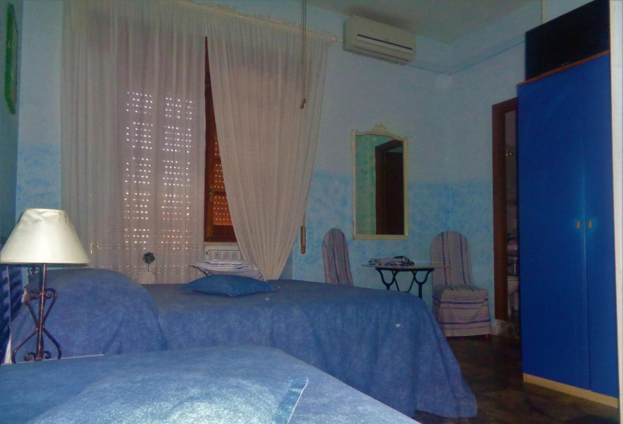 Abacab Hotel Passoscuro Bagian luar foto